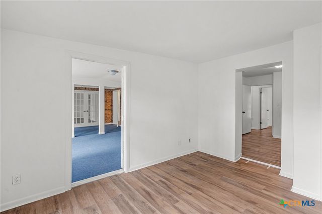 220 Briarmeadow Lane, Victoria, TX 77904