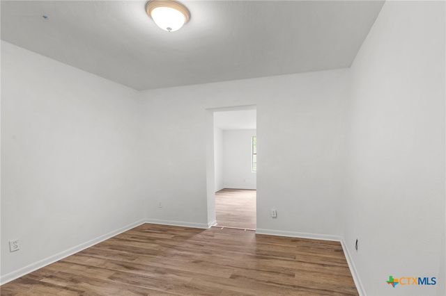 220 Briarmeadow Lane, Victoria, TX 77904