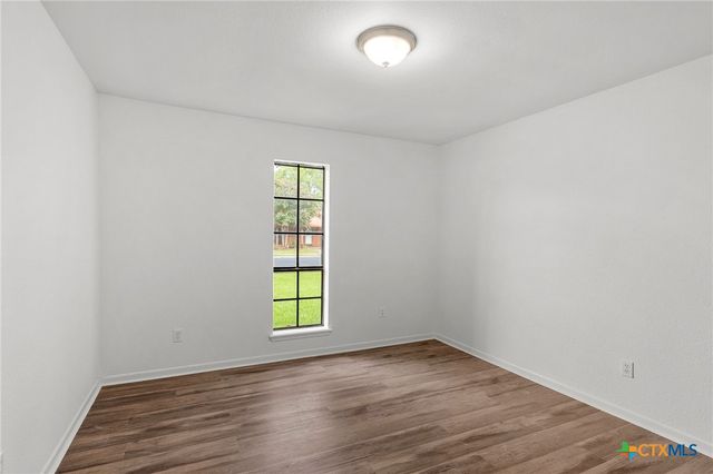220 Briarmeadow Lane, Victoria, TX 77904