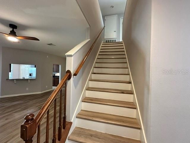 1506 HILLVIEW LANE, Tarpon Springs, FL 34689