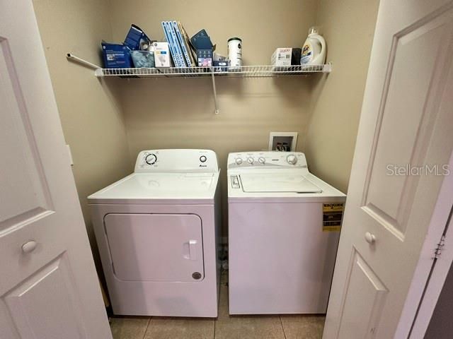 1506 HILLVIEW LANE, Tarpon Springs, FL 34689