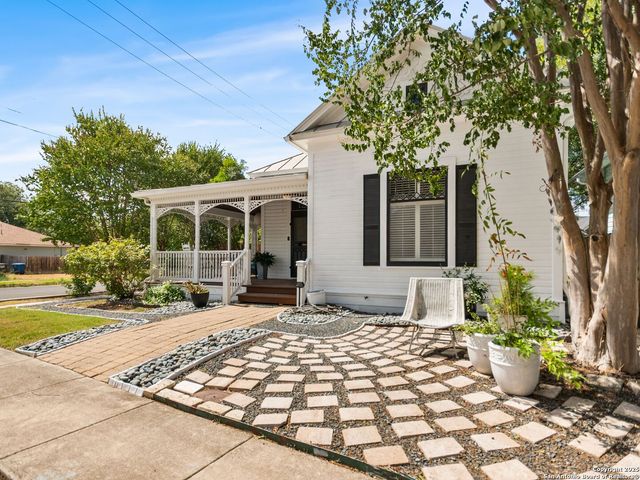 126 daniel, San Antonio, TX 78204