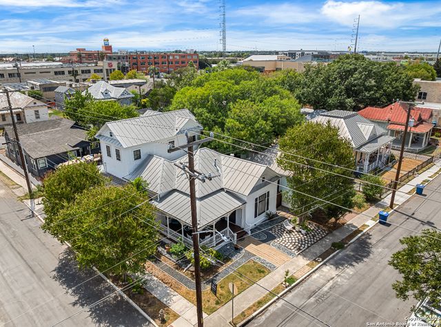 126 daniel, San Antonio, TX 78204