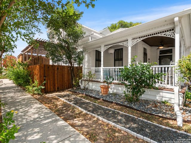 126 daniel, San Antonio, TX 78204