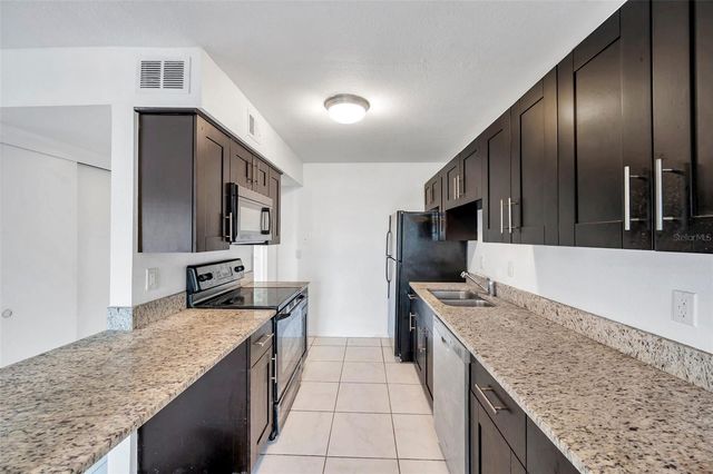 107 SEAHORSE DRIVE SE A, St Petersburg, FL 33705