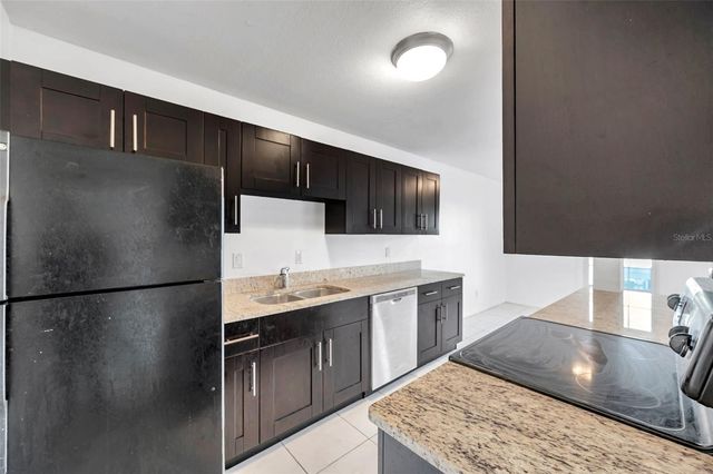 107 SEAHORSE DRIVE SE A, St Petersburg, FL 33705