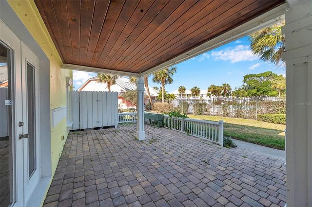 107 SEAHORSE DRIVE SE A, St Petersburg, FL 33705