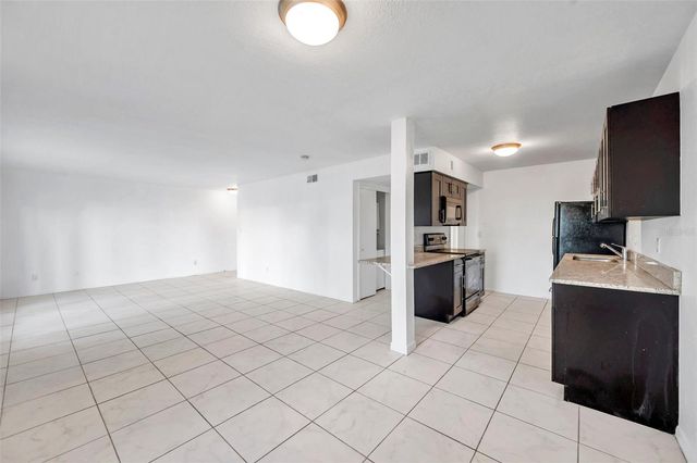107 SEAHORSE DRIVE SE A, St Petersburg, FL 33705
