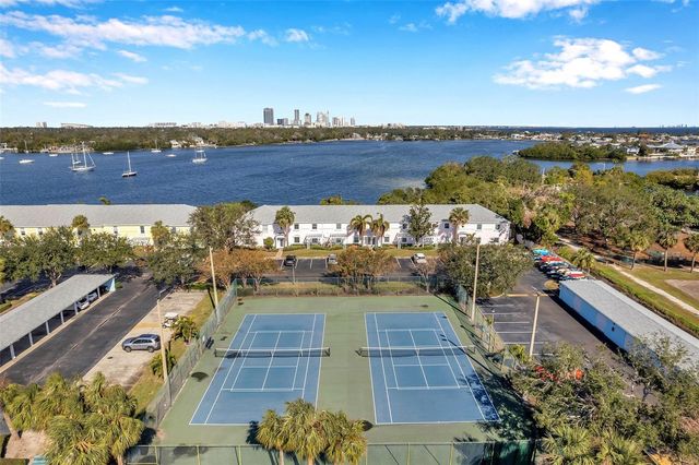 107 SEAHORSE DRIVE SE A, St Petersburg, FL 33705