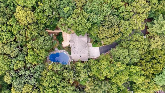 247 Dogwood Drive, Wading River, NY 11792