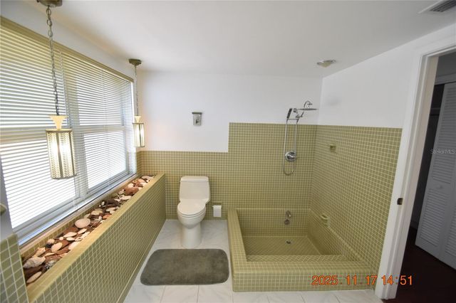 705 SPANISH MAIN DRIVE, Apollo Beach, FL 33572