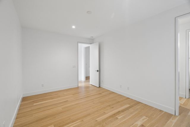 1076 Archer St, Nashville, TN 37203