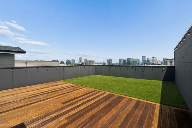 1076 Archer St, Nashville, TN 37203