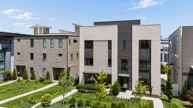 1076 Archer St, Nashville, TN 37203