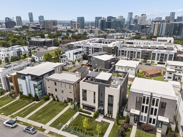1076 Archer St, Nashville, TN 37203