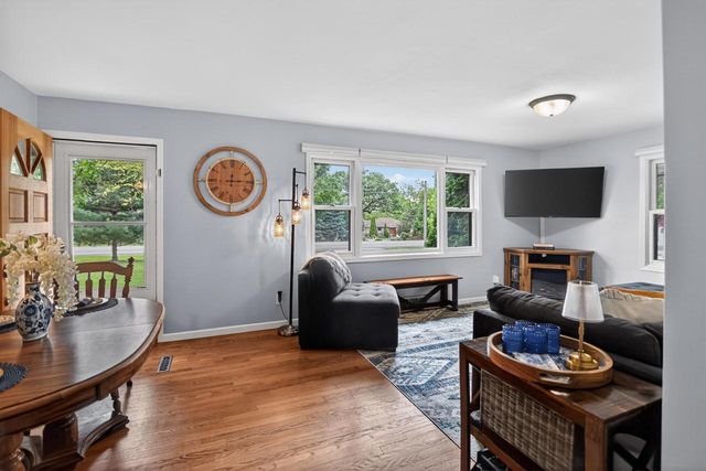 2401 County Road MM, Fitchburg, WI 53575
