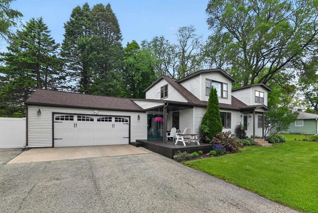 2401 County Road MM, Fitchburg, WI 53575