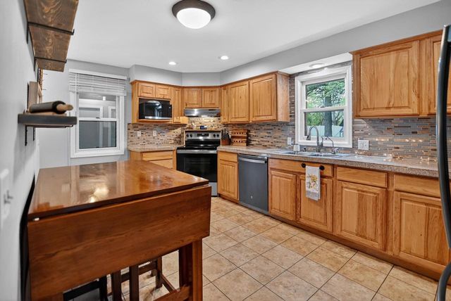 2401 County Road MM, Fitchburg, WI 53575