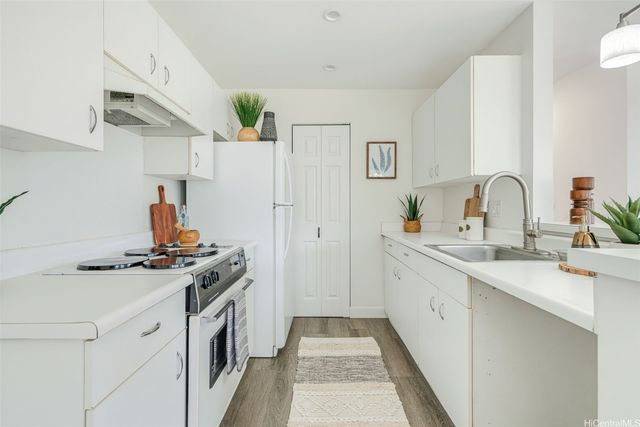 94-828 Lumiauau Street M201, Waipahu, HI 96797