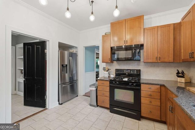 59 West Washington, Newnan, GA 30263