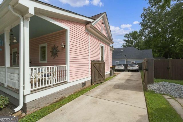 59 West Washington, Newnan, GA 30263