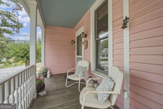 59 West Washington, Newnan, GA 30263
