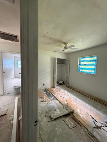 1520 Acacia Street, Charleston, SC 29407