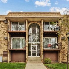 1035 Higgins QuarterS Drive 4-205, Hoffman Estates, IL 60194