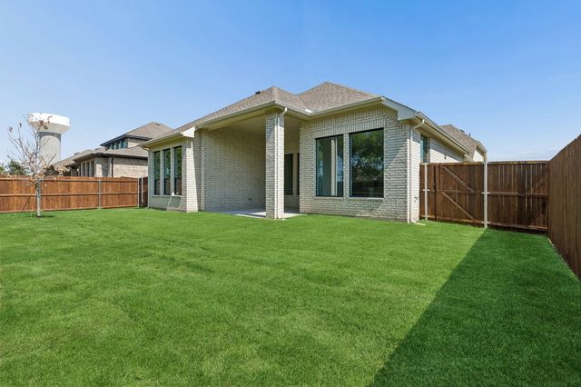 1013 Goldenrod Drive, Justin, TX 76247