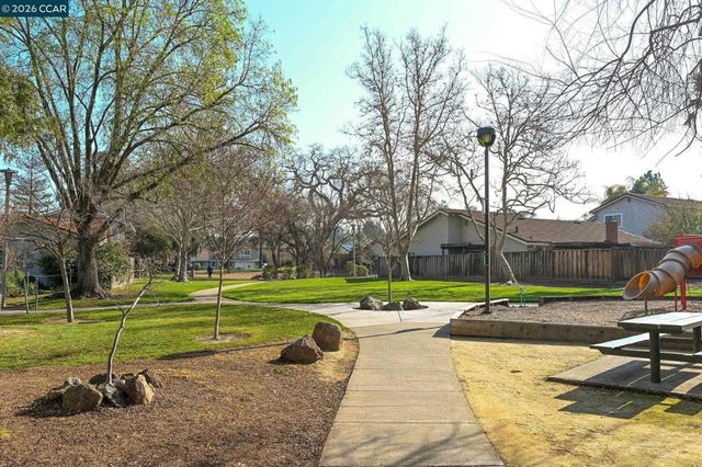 4485 Clear Creek Ct, Concord, CA 94521