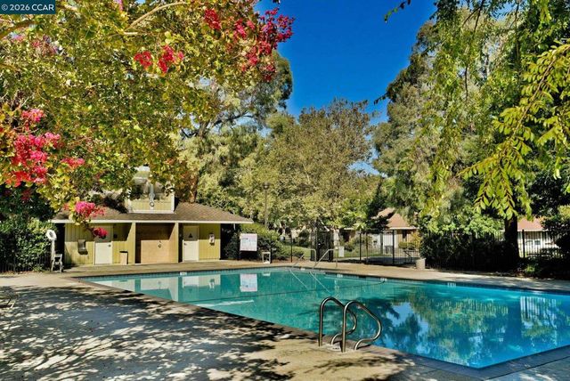 4485 Clear Creek Ct, Concord, CA 94521