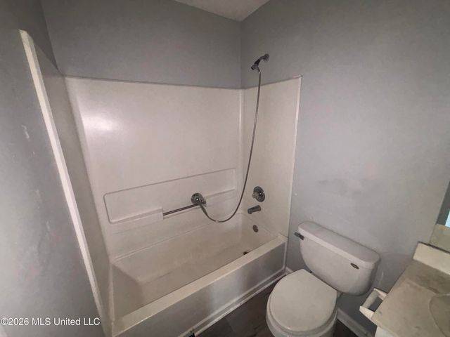 6463 Bentley Cove, Horn Lake, MS 38637