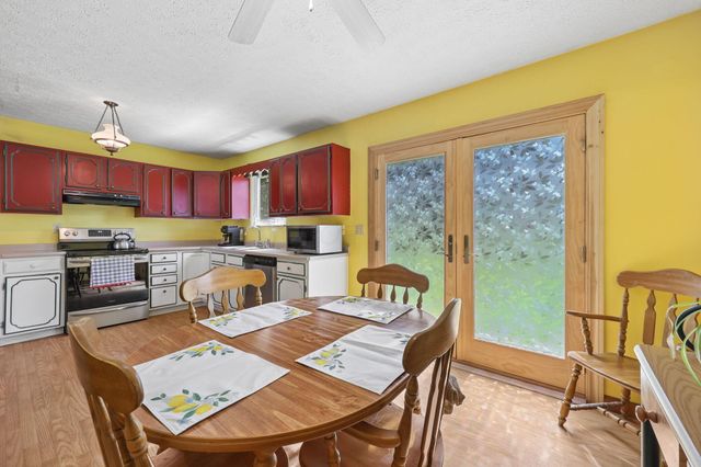 7675 Lake Drive Road, Heath, OH 43056