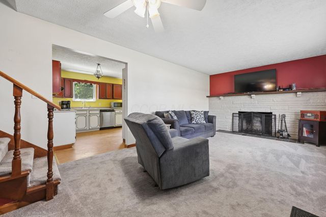 7675 Lake Drive Road, Heath, OH 43056