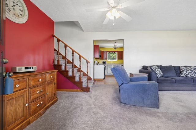 7675 Lake Drive Road, Heath, OH 43056