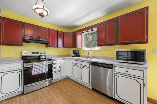 7675 Lake Drive Road, Heath, OH 43056