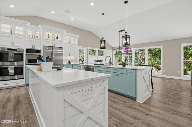 711 N Green Tee Road, Hampstead, NC 28443