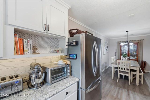 216 Pemberton Drive, Pearl, MS 39208