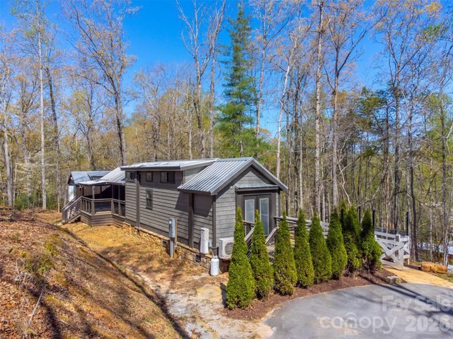 163 Simplicity Woods Drive, Franklin, NC 28734