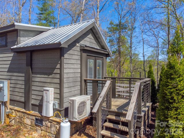 163 Simplicity Woods Drive, Franklin, NC 28734