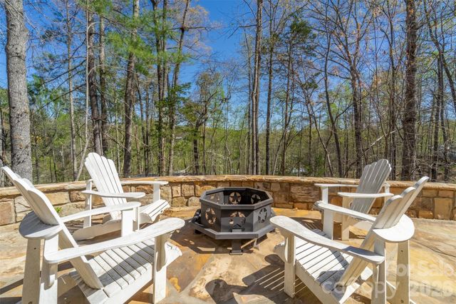 163 Simplicity Woods Drive, Franklin, NC 28734