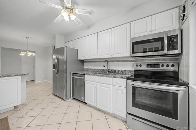 810 Blooming Grove Turnpike 36, New Windsor, NY 12553