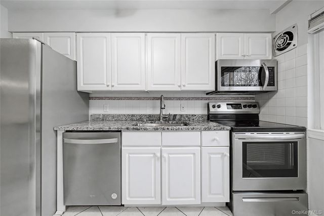 810 Blooming Grove Turnpike 36, New Windsor, NY 12553