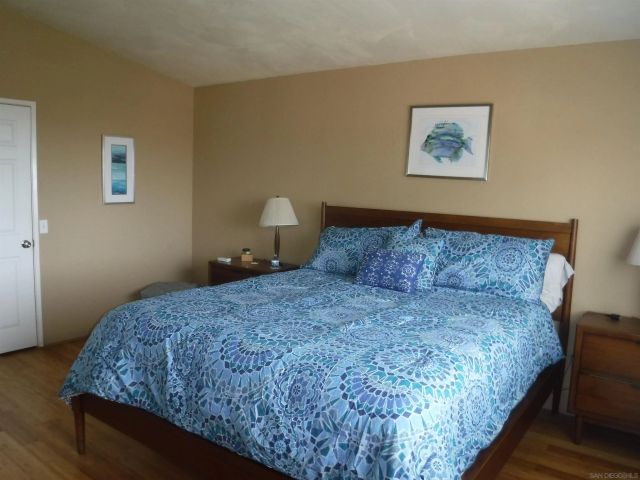 9068 Ellingham St, San Diego, CA 92129