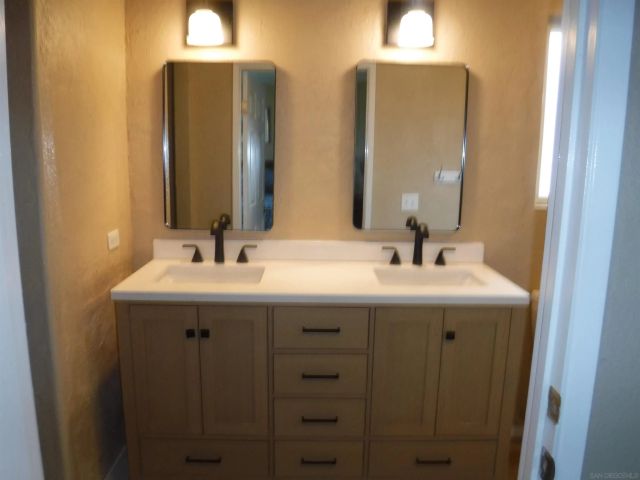 9068 Ellingham St, San Diego, CA 92129