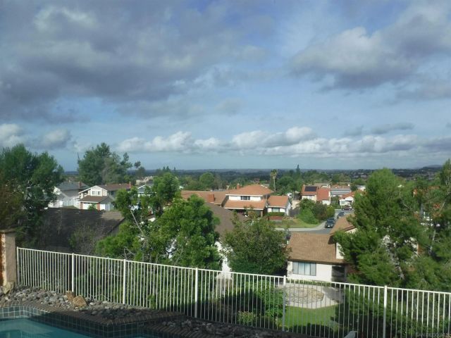 9068 Ellingham St, San Diego, CA 92129