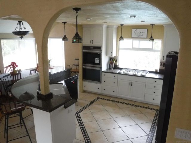 9068 Ellingham St, San Diego, CA 92129