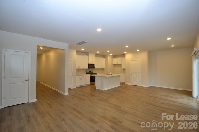 182 Guardian Gate Drive, Mooresville, NC 28115