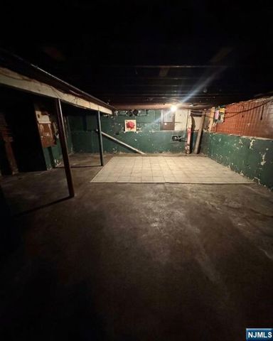 255 Franklin Street, Elizabeth, NJ 07206