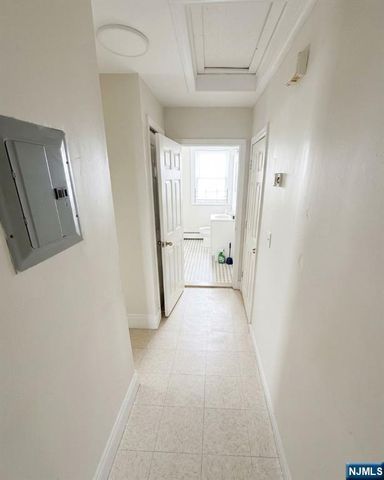 255 Franklin Street, Elizabeth, NJ 07206